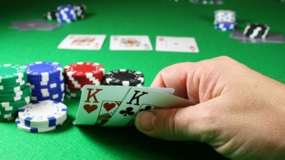 Baccarat là gì? và các lưu cần biết khi chơi cá cược